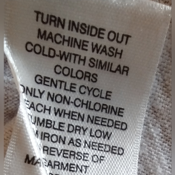 ZENERGY BY CHICO'S SEQUIN SHORT SLEEVE SHIRT SIZE 1 (M) - Picture 6 of 8